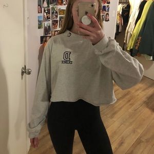 Long sleeve cropped tee